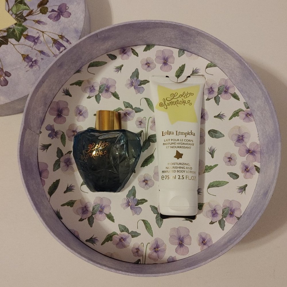Beautiful LOLITA LEMPICKA Fragrance Gift Set BNWT 50ml bottle 75ml lotion